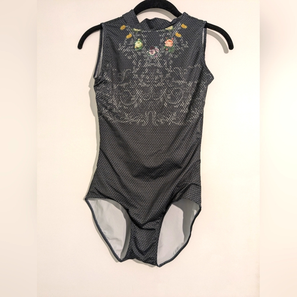 Never worn Isabelle Ciaravola leotard large